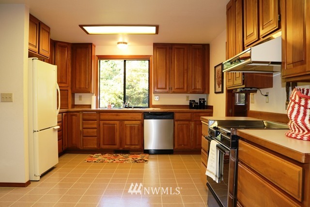 530 East Old Ranch Road Allyn, WA 98524 - Photo 7 of 22 Gallery Image 7