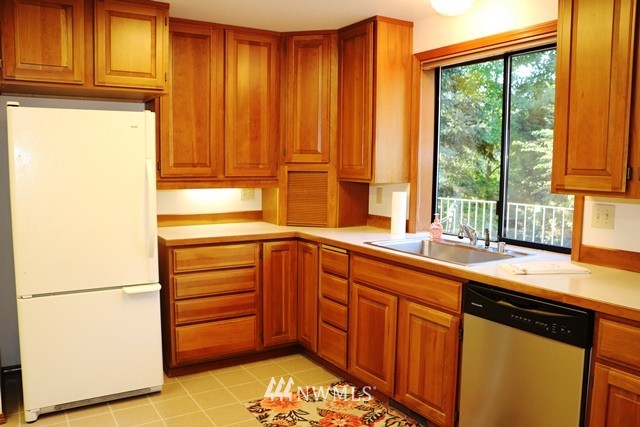 530 East Old Ranch Road Allyn, WA 98524 - Photo 9 of 22 Gallery Image 9