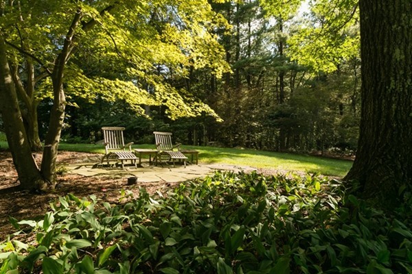 8 Conant Road Weston, MA 02493 - Photo 10 of 30