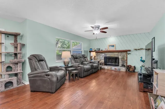 $575,000 | 6041 65th Avenue North, Pinellas Park, FL 33781