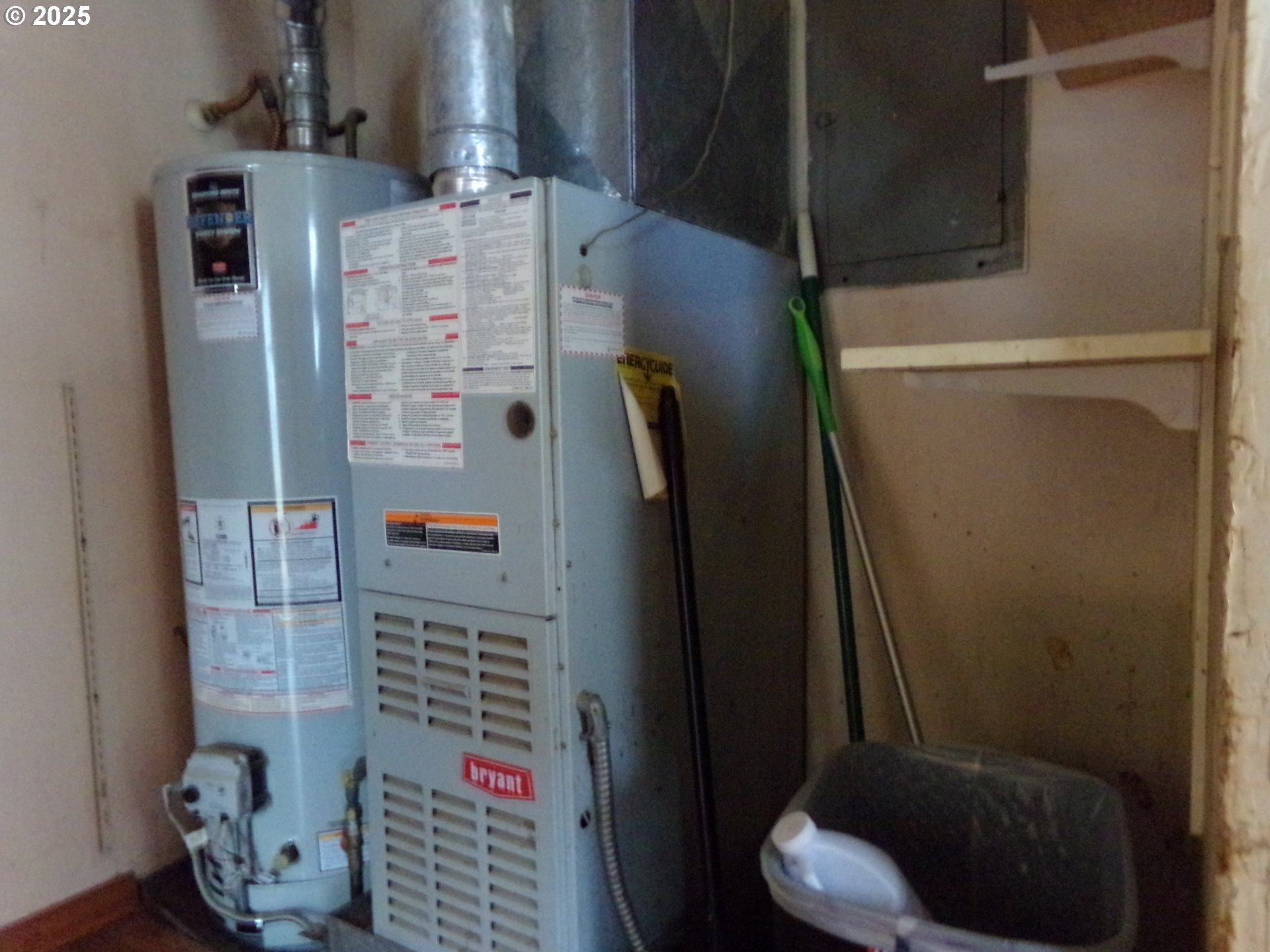 297 Arlene Avenue Southeast Salem, OR 97302 - Photo 13 of 16