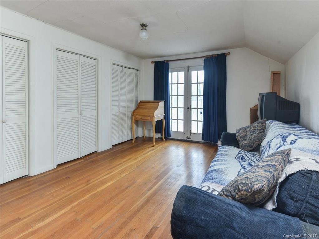 27 Hampton Heights Road Canton, NC 28716 - Photo 19 of 24