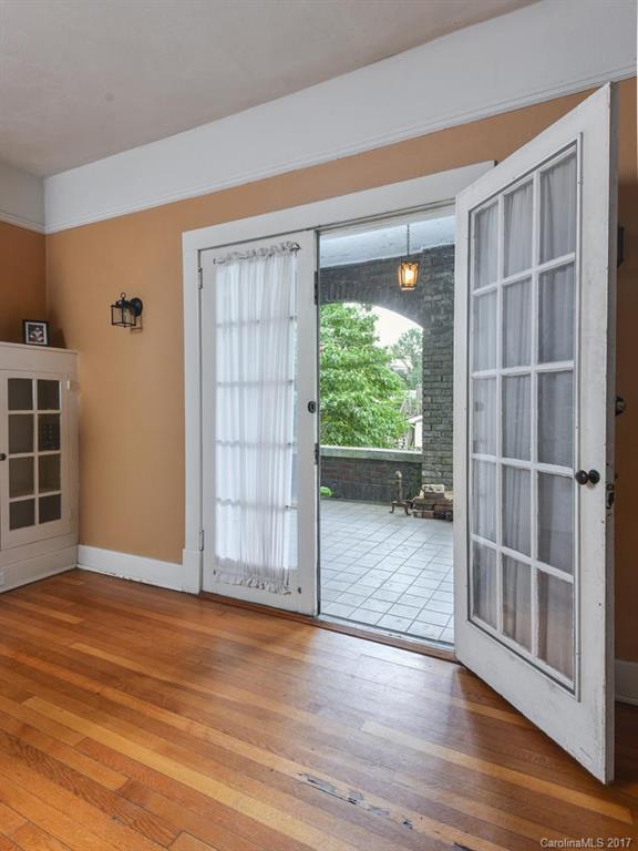 27 Hampton Heights Road Canton, NC 28716 - Photo 9 of 24