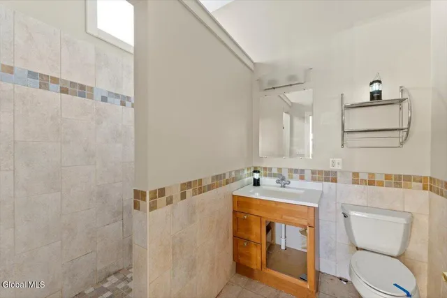 $950,000 | 196 Glen Street, Glens Falls, NY 12801