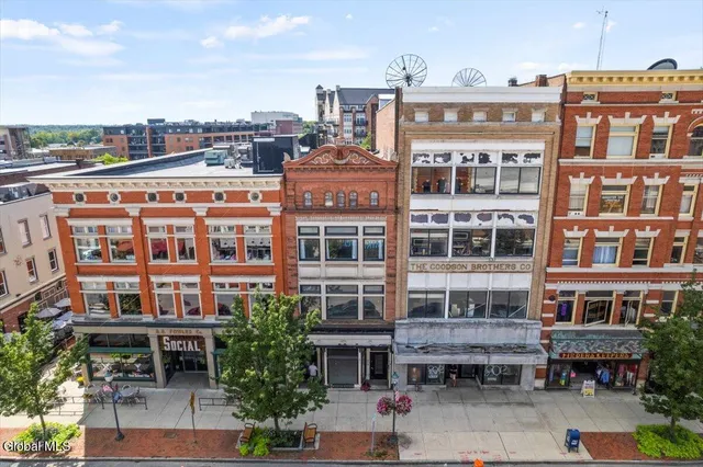 $950,000 | 196 Glen Street, Glens Falls, NY 12801