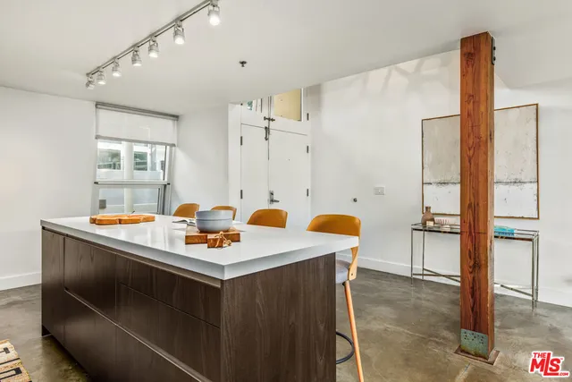 $1,425,000 | 615 Hampton Drive, Unit A102, Venice, CA 90291