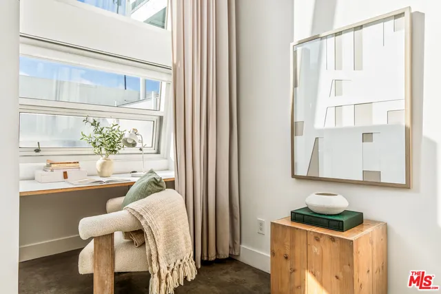 $1,425,000 | 615 Hampton Drive, Unit A102, Venice, CA 90291