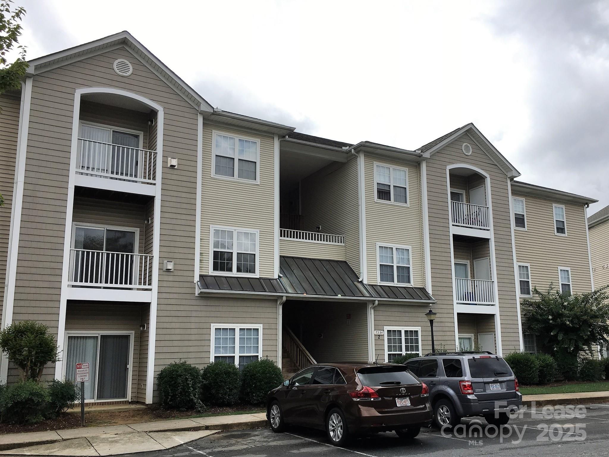 7234 Rose Terrace Court, Unit 7242 Charlotte, NC 28215 - Photo 2 of 15