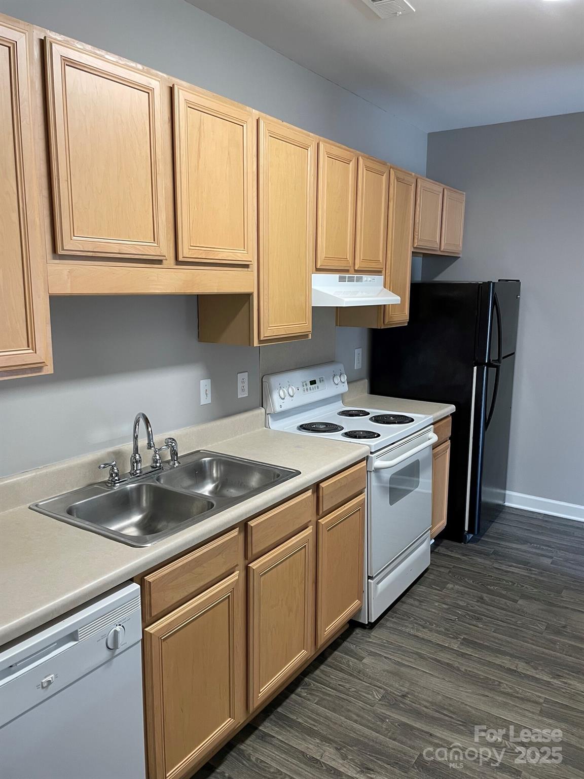 7234 Rose Terrace Court, Unit 7242 Charlotte, NC 28215 - Photo 4 of 15