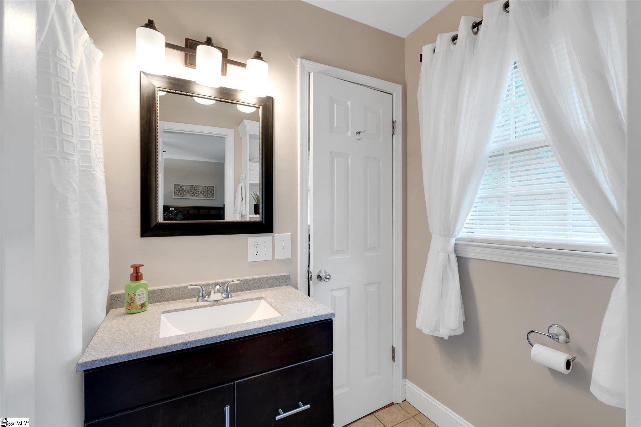 208 Hillandale Road Liberty, SC 29657 - Photo 26 of 35 Gallery Image 26