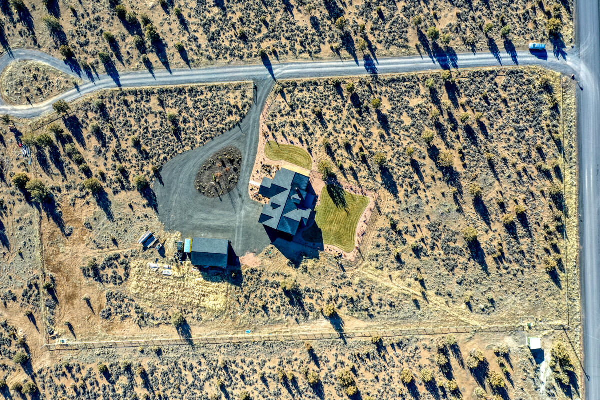 9280 Southwest Copley Road Powell Butte, OR 97753 - Photo 46 of 46 DJI_0243