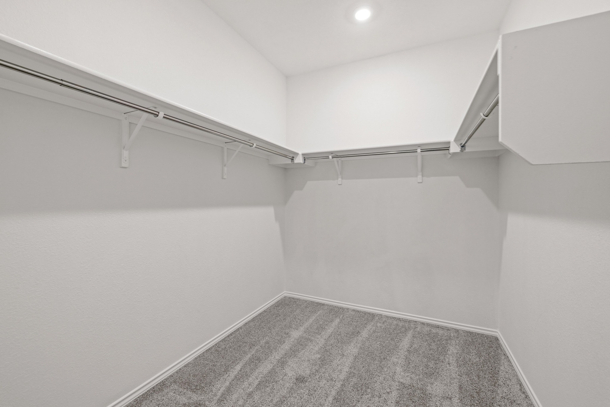 260 Feathers Street Jarrell, TX 76537 - Photo 18 of 34 a view of an empty walk in closet