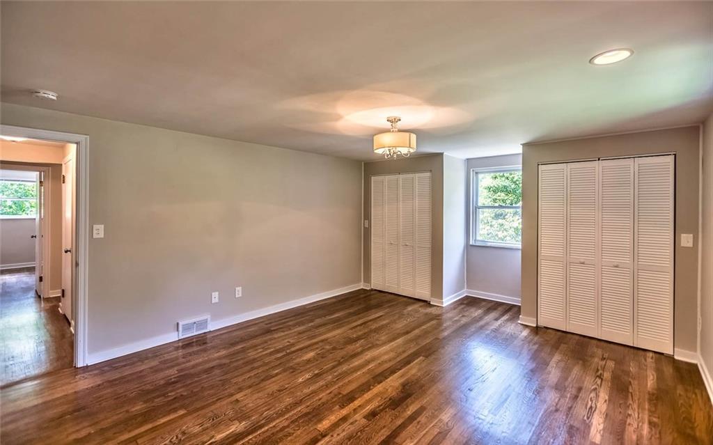 706 Robinhood Road Pittsburgh, PA 15215 - Photo 14 of 24 Gallery Image 14