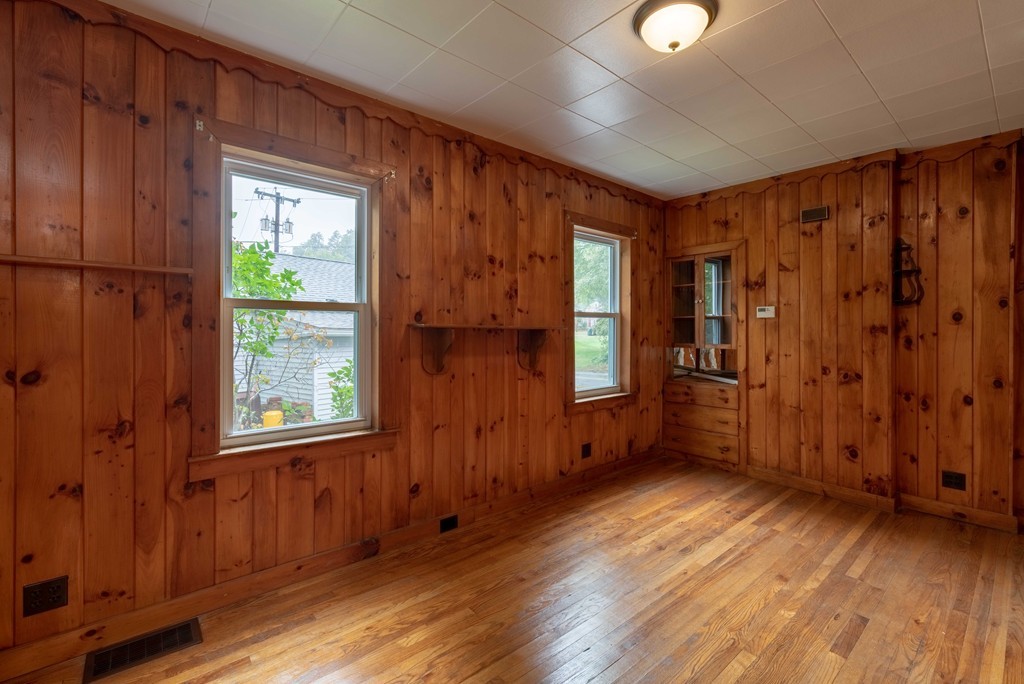 648 Riverside Drive Northampton, MA 01062 - Photo 11 of 18