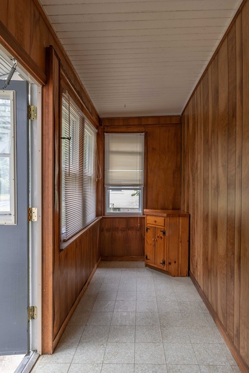 648 Riverside Drive Northampton, MA 01062 - Photo 9 of 18