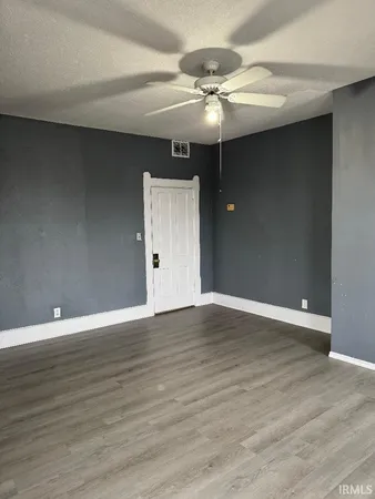 $194,900 | 504 Hart Street, Vincennes, IN 47591