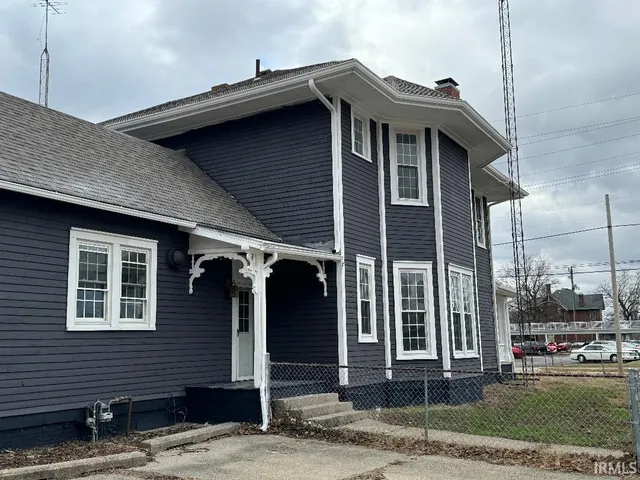 $199,900 | 504 Hart Street, Vincennes, IN 47591