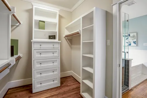 $950,000 | 823 East 27th Street, Houston, TX 77009