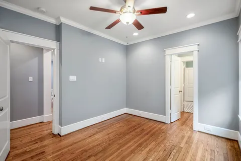 $950,000 | 823 East 27th Street, Houston, TX 77009