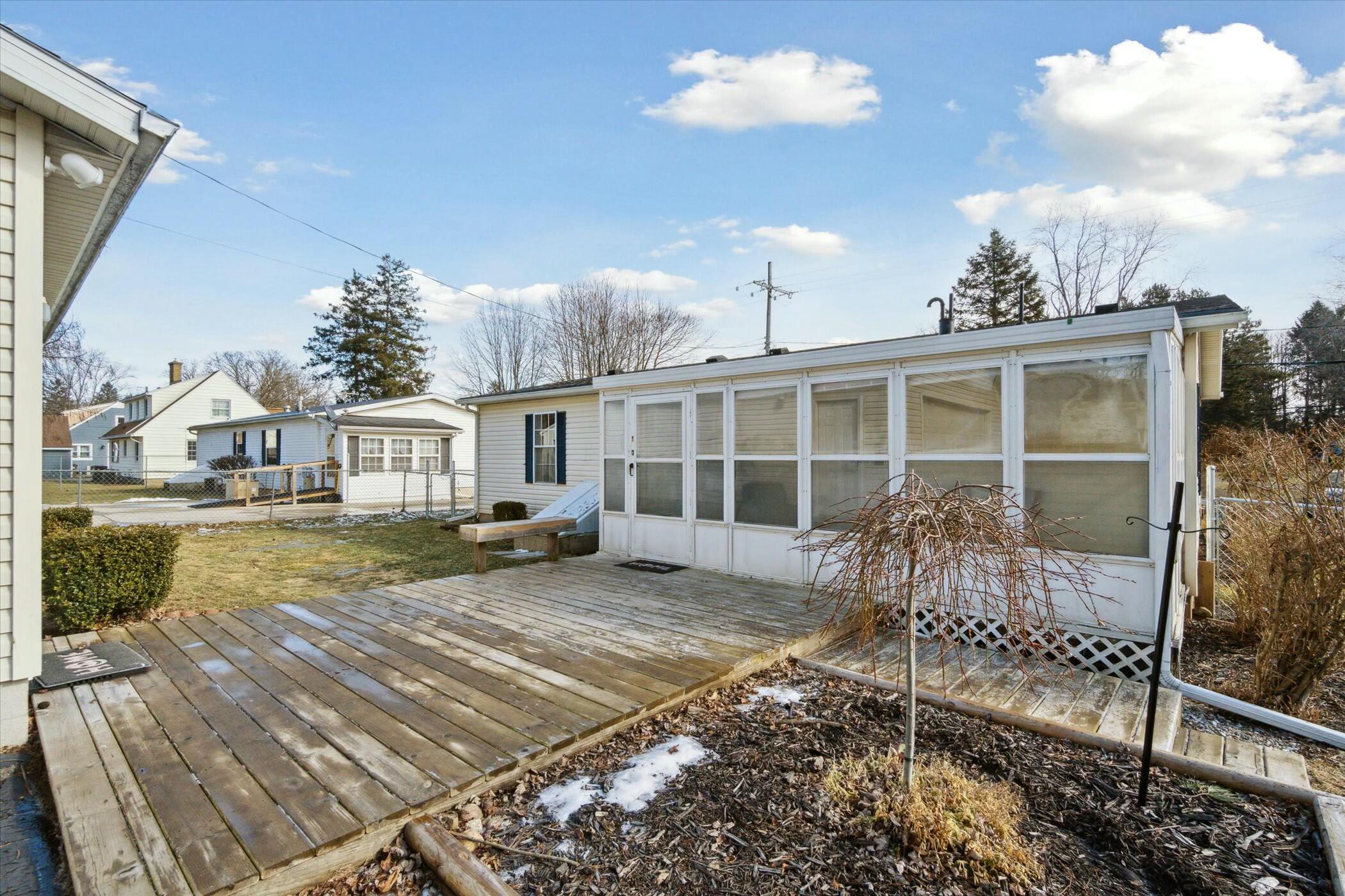 2832 Kibby Road Jackson, MI 49203 - Photo 12 of 15 tempImage4EIzSn