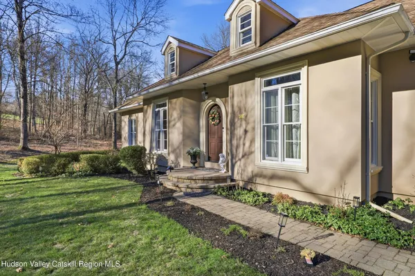 $749,900 | 568 Sand Hill Road, Gardiner, NY 12525