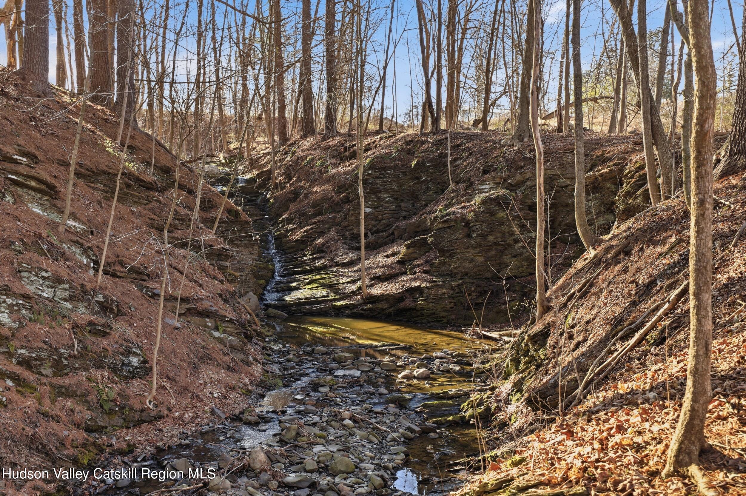 568 Sand Hill Road Gardiner, NY 12525 - Photo 7 of 52 568 Sand Hill Rd. Pics (18)