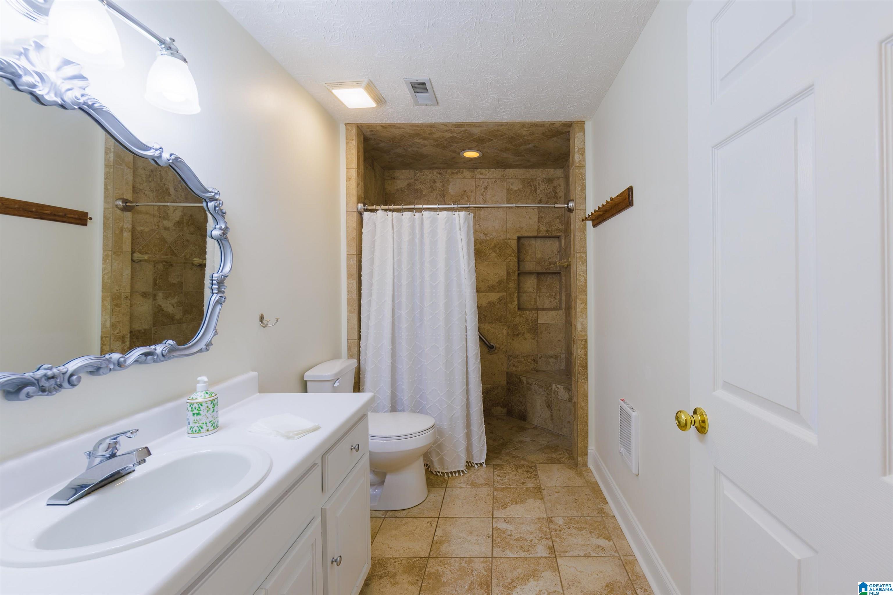 2611 Coleman Road Anniston, AL 36207 - Photo 41 of 55