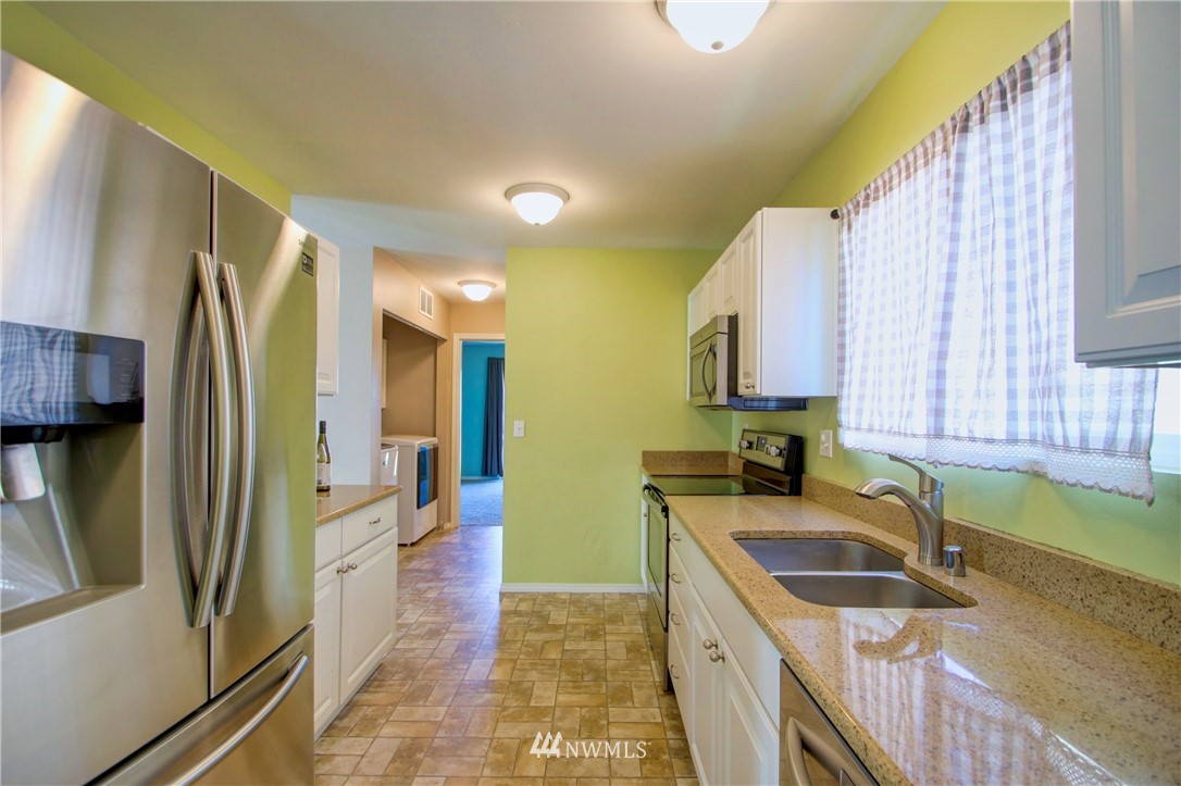 5417 Timber Ridge Drive Mount Vernon, WA 98273 - Photo 9 of 37 Gallery Image 9