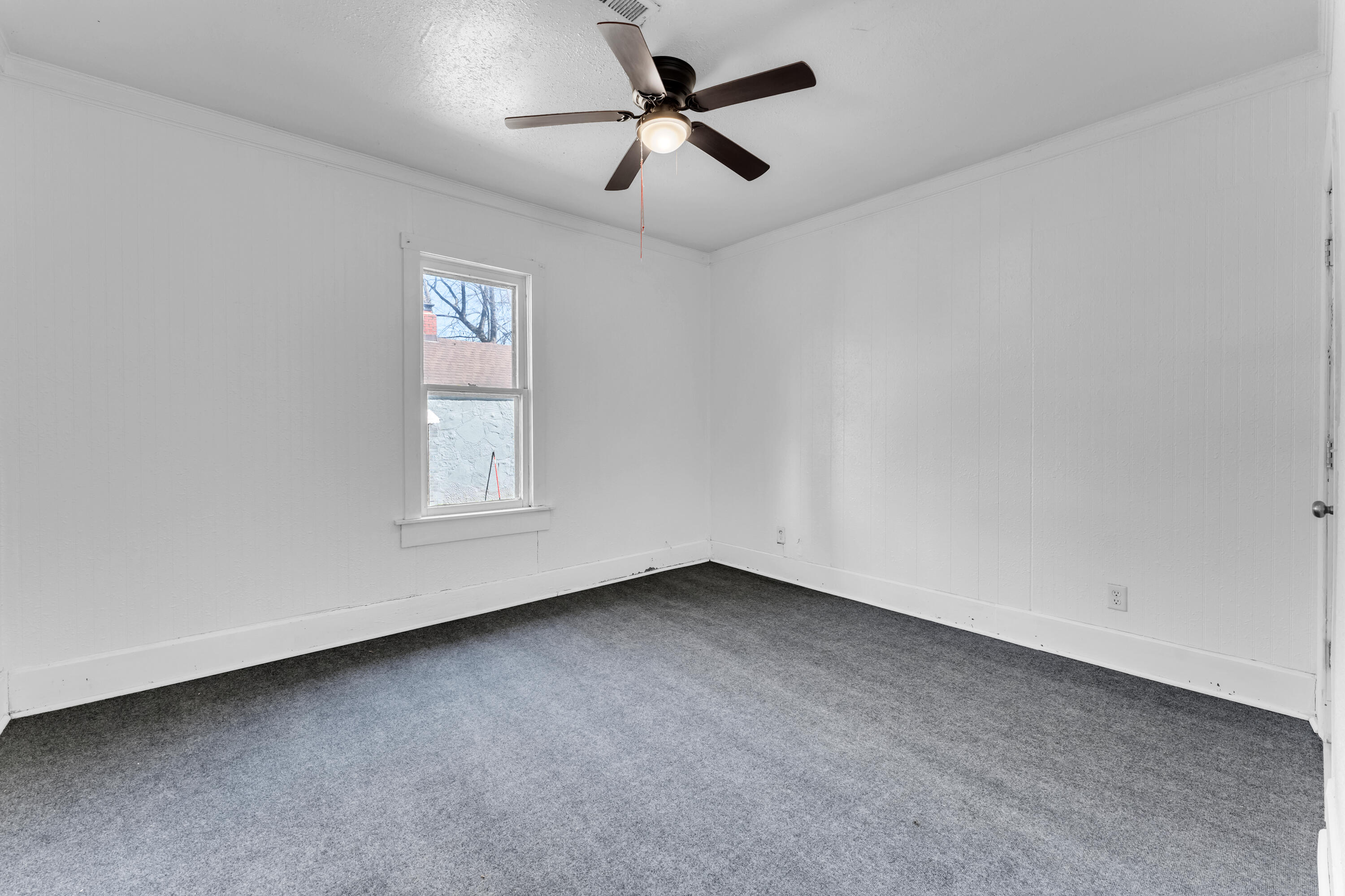 1511 North Lyon Avenue Springfield, MO 65803 - Photo 17 of 22 Lyon-47-19