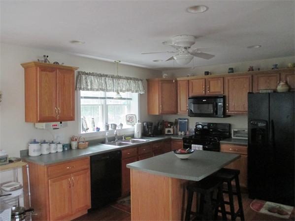 1975 Middlesex Street, Unit 4 Lowell, MA 01851 - Photo 7 of 30