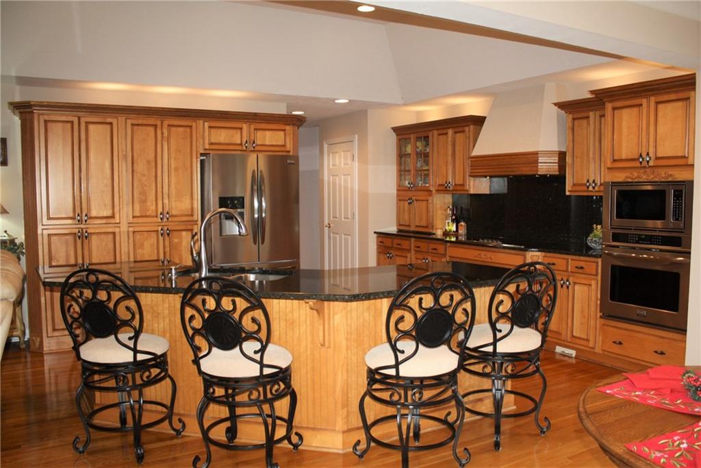 1514 Cherry Tree Road Avon, IN 46123 - Photo 10 of 29 Gallery Image 10
