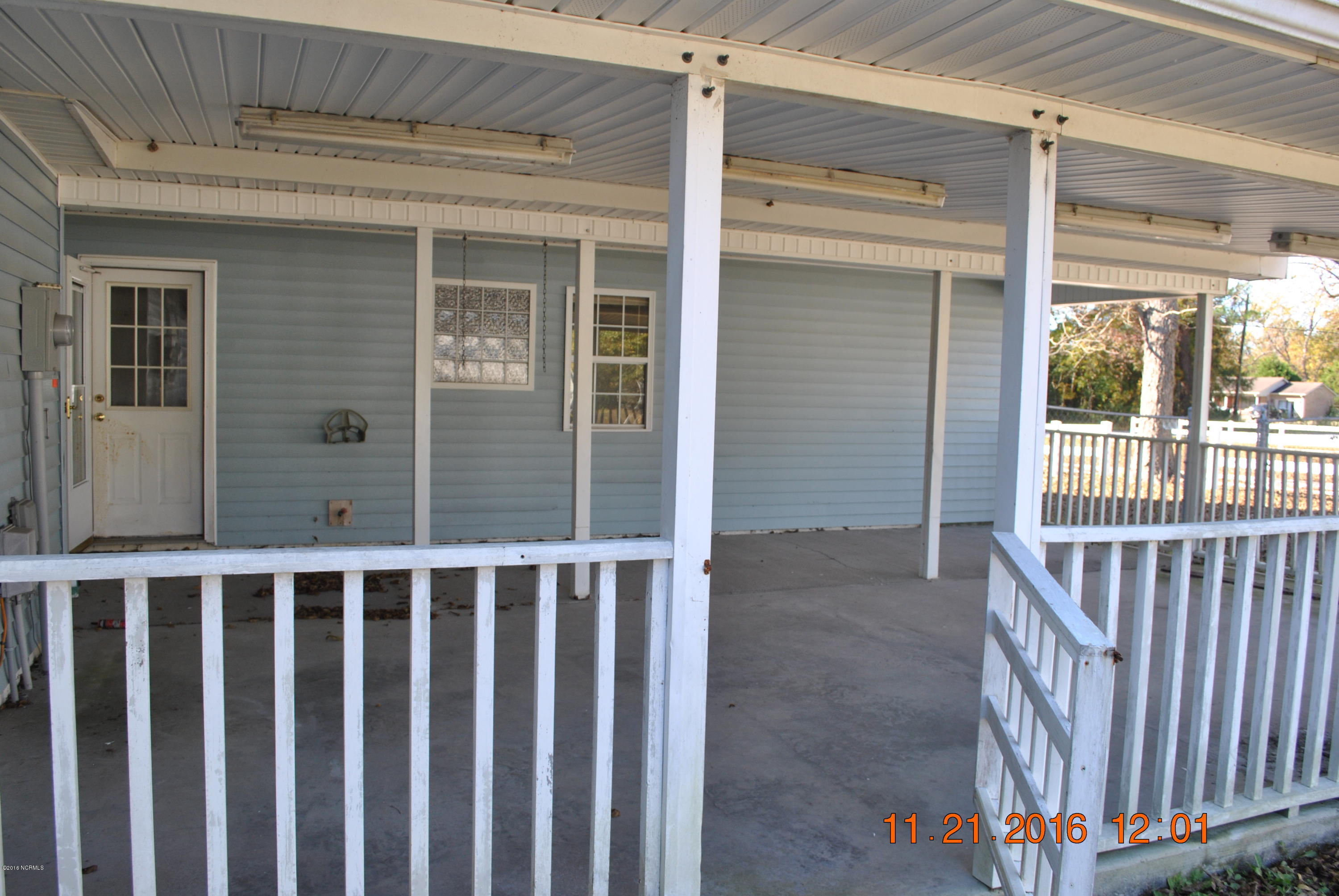 600 Nine Foot Road Newport, NC 28570 - Photo 20 of 23 DSC_0034