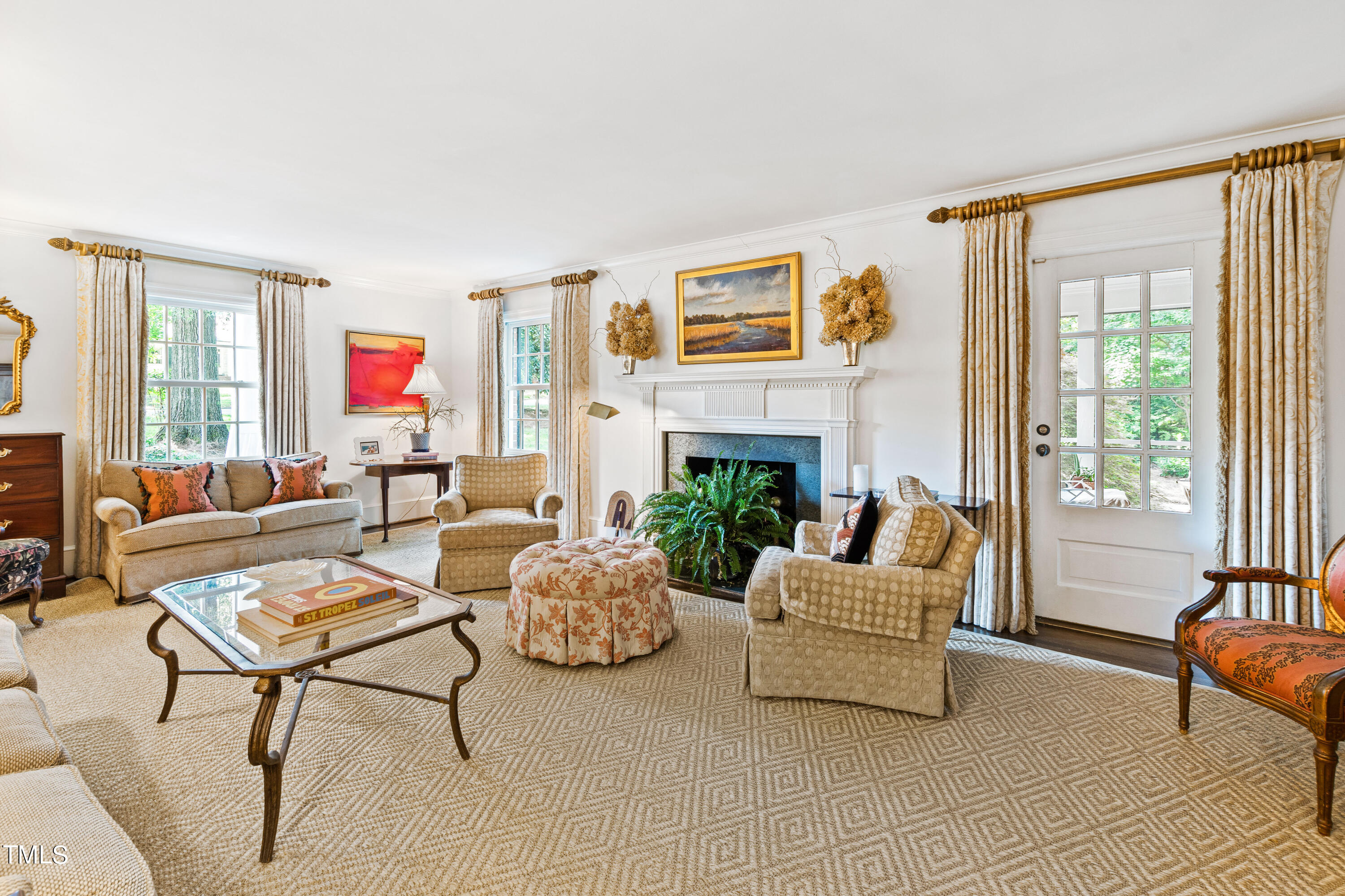 2525 White Oak Road Raleigh, NC 27609 - Photo 7 of 58 LivingA
