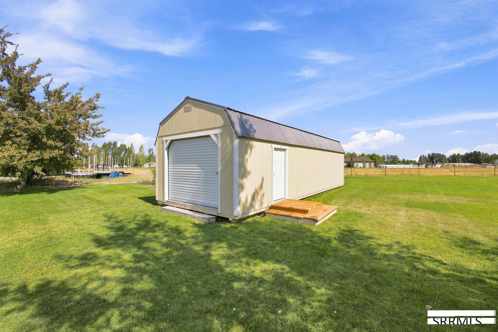 3939 154 North Rigby, ID 83442 - Photo 11 of 70 Gallery Image 11