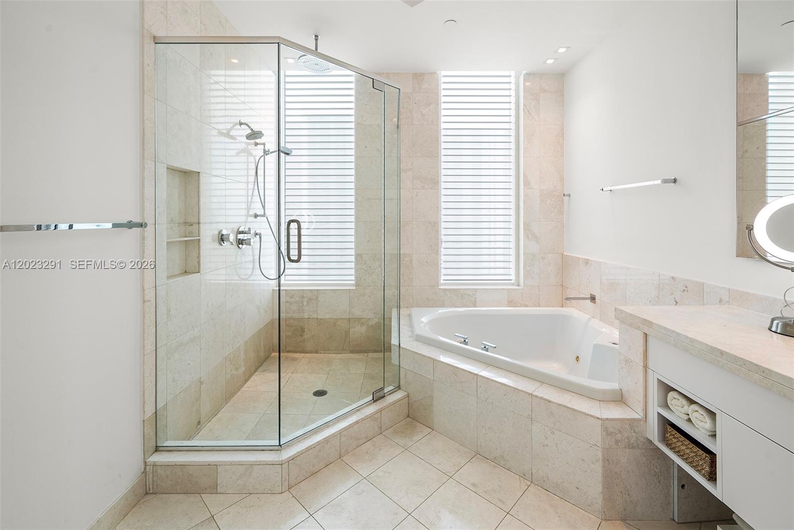 900 Brickell Key Boulevard, Unit 1801 Miami, FL 33131 - Photo 21 of 41