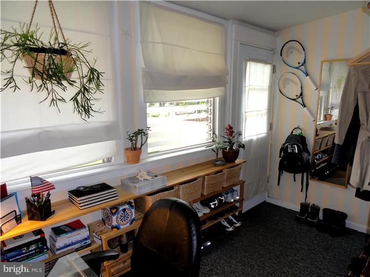 123 Dallas Road Willow Grove, PA 19090 - Photo 15 of 25 Mud Room