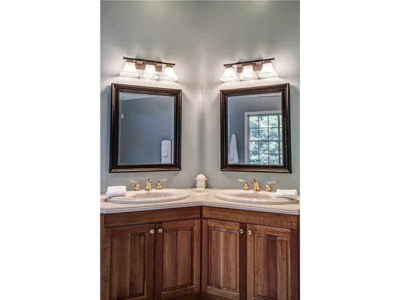 283 Sowams Road Barrington, RI 02806 - Photo 15 of 25 Master Bath/Spa.