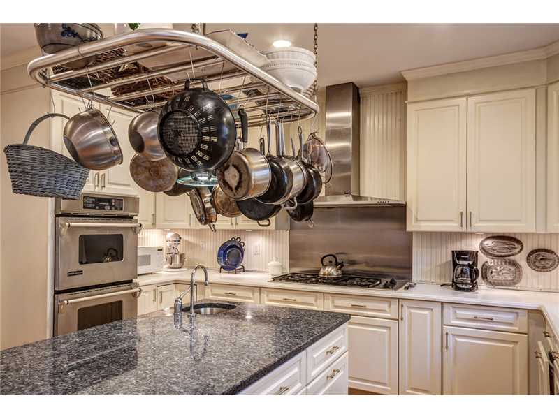 283 Sowams Road Barrington, RI 02806 - Photo 8 of 25 Kitchen.