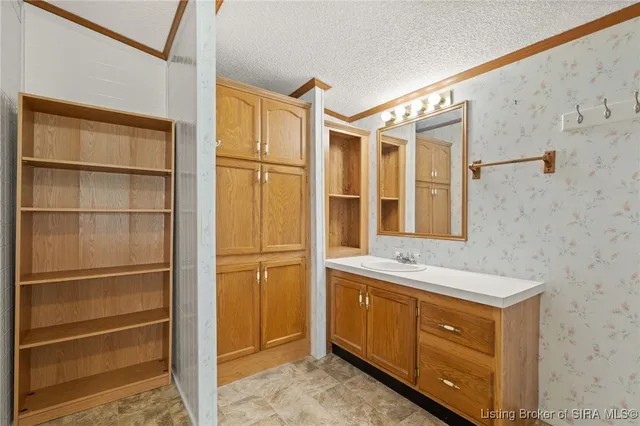 $170,000 | 411 South Redbud Court, English, IN 47118