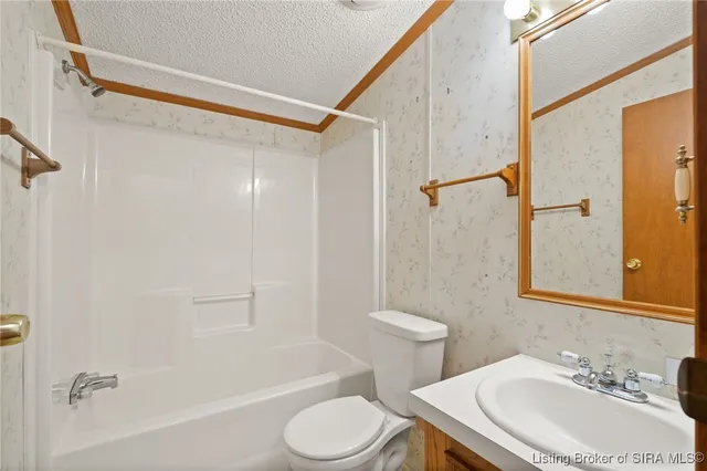 $170,000 | 411 South Redbud Court, English, IN 47118