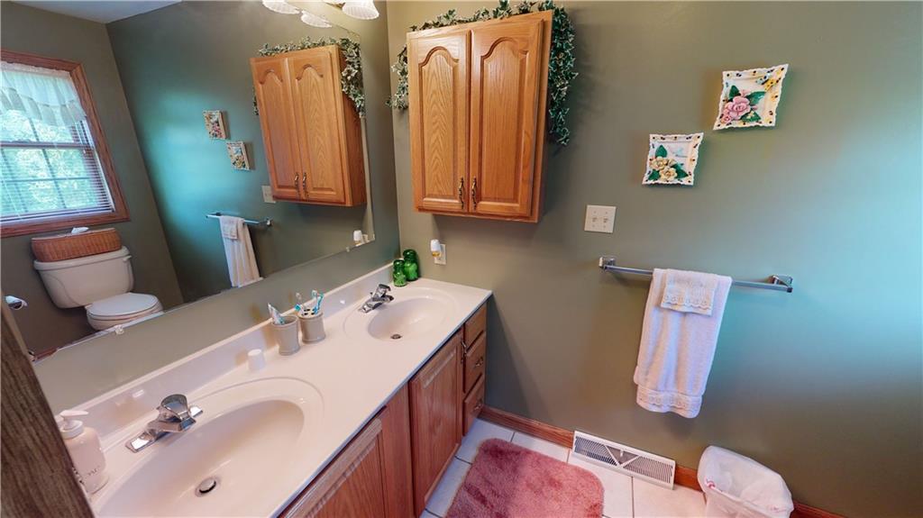 4339 Partell Street Butler, PA 16001 - Photo 15 of 25