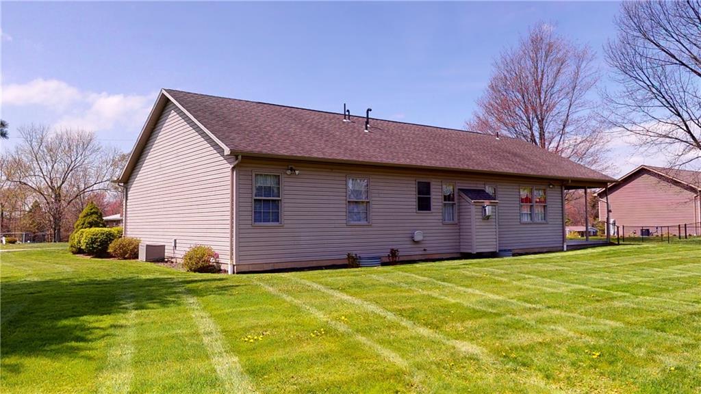 4339 Partell Street Butler, PA 16001 - Photo 6 of 25