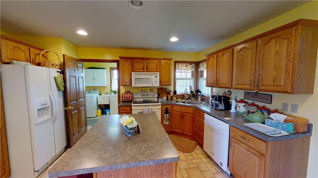 4339 Partell Street Butler, PA 16001 - Photo 7 of 25