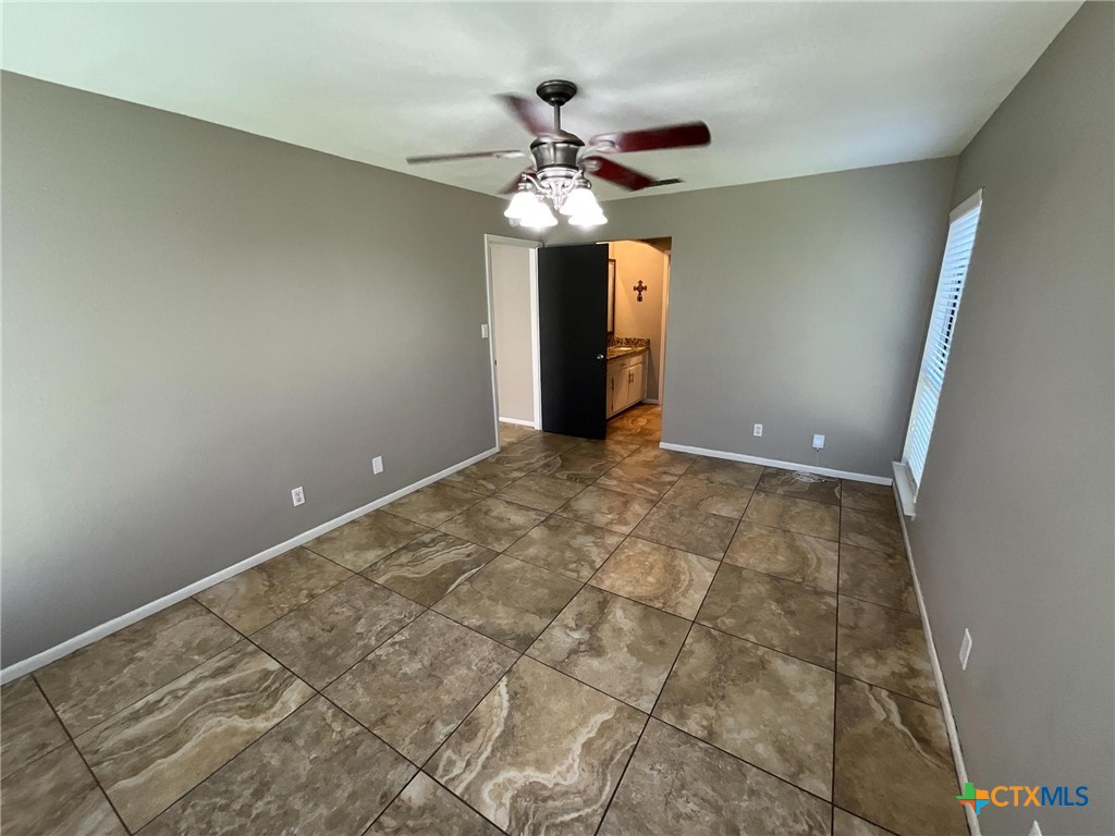 519 Rattan Drive Victoria, TX 77901 - Photo 16 of 31