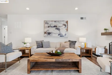 $898,000 | 1918 Marguerite Avenue, Pleasant Hill, CA 94523