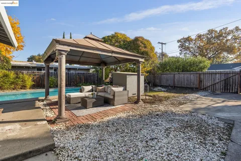 $898,000 | 1918 Marguerite Avenue, Pleasant Hill, CA 94523