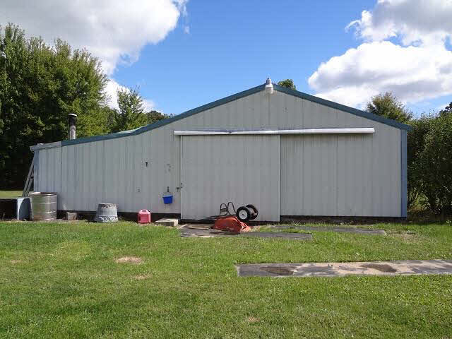 4700 School Road Temperance, MI 48182 - Photo 10 of 18 Pole Barn
