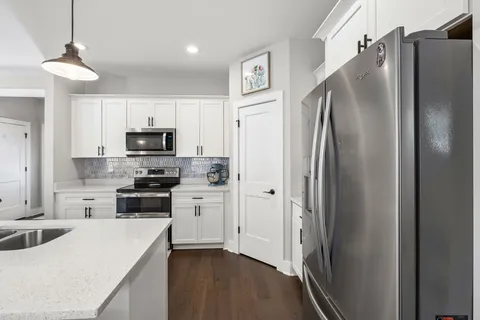 $335,000 | 20 Sycamore Ridge West, Burns, TN 37029