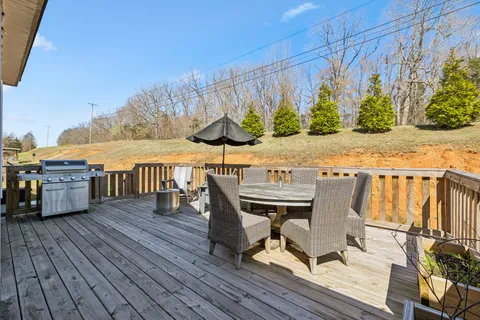 $335,000 | 20 Sycamore Ridge West, Burns, TN 37029