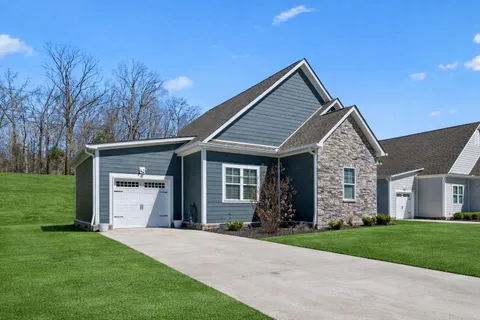 $335,000 | 20 Sycamore Ridge West, Burns, TN 37029